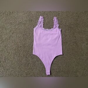 Hippie Rose light purple bodysuit size medium